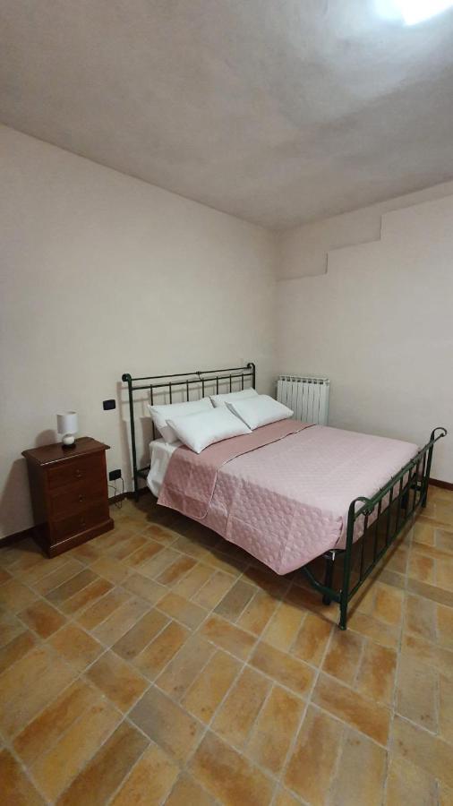 Il Borgo Di Cornillo Villa Meggiano ภายนอก รูปภาพ